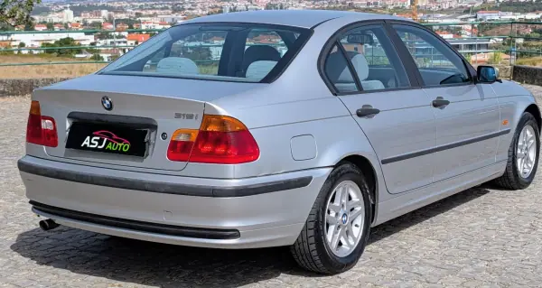 BMW 316 2000 - 2900 EUR, 213714 km - AUTO.MOTO.pt - 213714km - foto 9 de 21