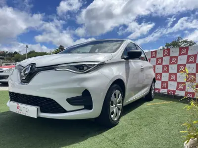 Renault Zoe 2020 - 14990 EUR, 69000 km - AUTO.MOTO.pt - 69000km - foto 5 de 23