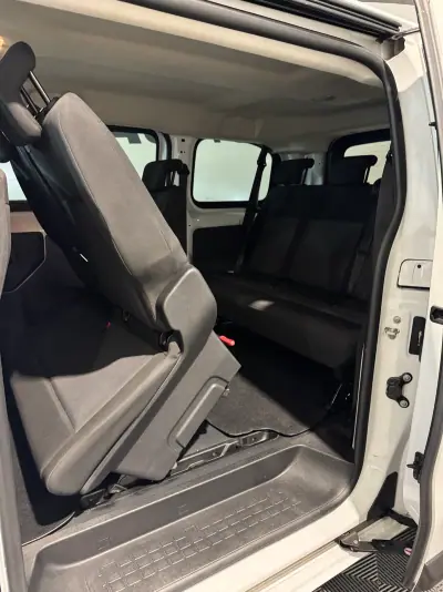 Opel Vivaro 2022 - 32900 EUR, 20415 km - AUTO.MOTO.pt - 20415km - foto 32 de 50