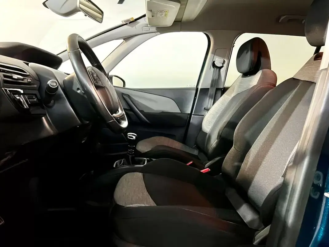 Citroën Grand C4 Spacetourer 2020 - 15900 EUR, 152000 km - AUTO.MOTO.pt - 152000km - foto 9 de 27
