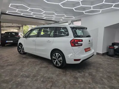 Citroën C4 Grand Picasso 2018 - 13650 EUR, 245556 km - AUTO.MOTO.pt - 245556km - foto 4 de 43