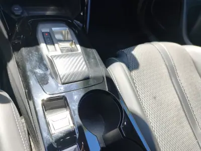 Peugeot 2008 2024 - 28500 EUR, 30224 km - AUTO.MOTO.pt - 30224km - foto 13 de 16