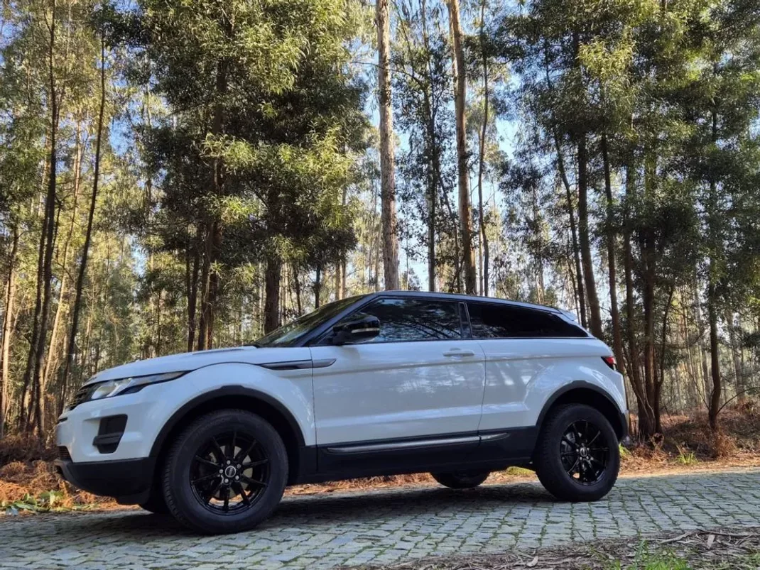 Land Rover Range Rover Evoque 2012 - 18900 EUR, 167000 km - AUTO.MOTO.pt - 167000km - foto 9 de 20