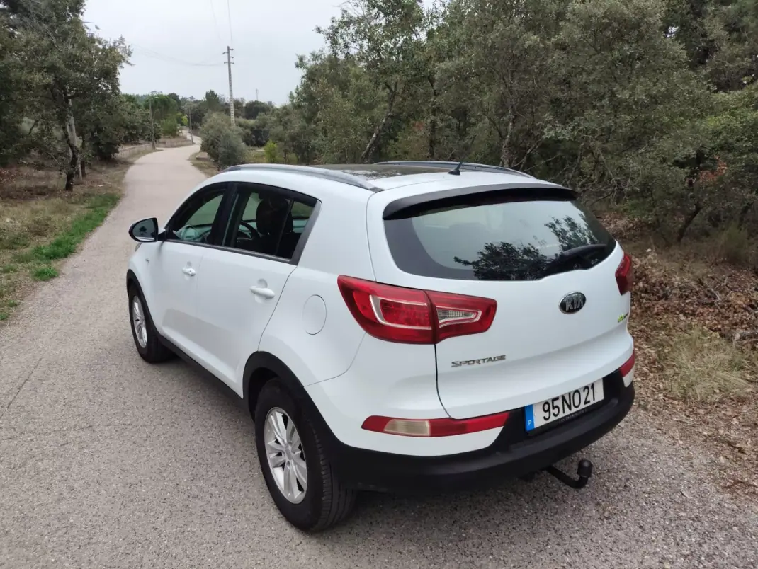 Kia Sportage 2013 - 8990 EUR, 204320 km - 204320km - foto 6 de 14