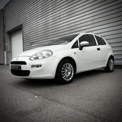 Fiat PUNTO 2015 - 4900 EUR, 139000 km - 139000km - foto 10 de 17