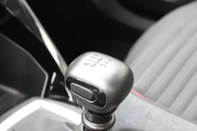 Peugeot 2008 2021 - 18700 EUR, 48176 km - AUTO.MOTO.pt - 48176km - foto 16 de 32