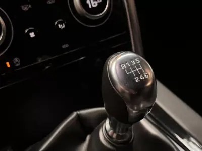 Land Rover Discovery Sport 2022 - 34990 EUR, 49000 km - AUTO.MOTO.pt - 49000km - foto 21 de 32