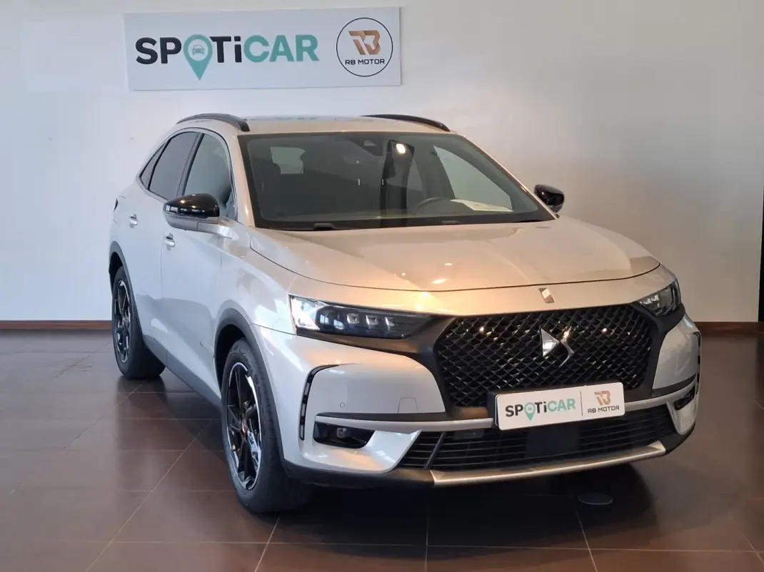 DS DS7 2022 - 27750 EUR, 56750 km - 56750km - foto 4 de 36