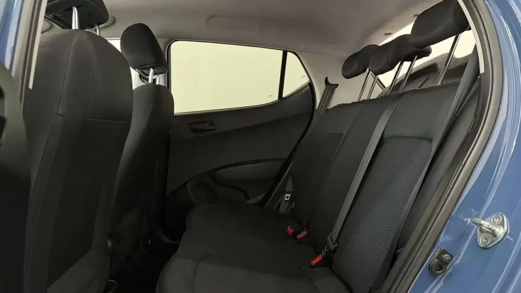 Hyundai i10 2018 - 10990 EUR, 68000 km - AUTO.MOTO.pt - 68000km - foto 25 de 25