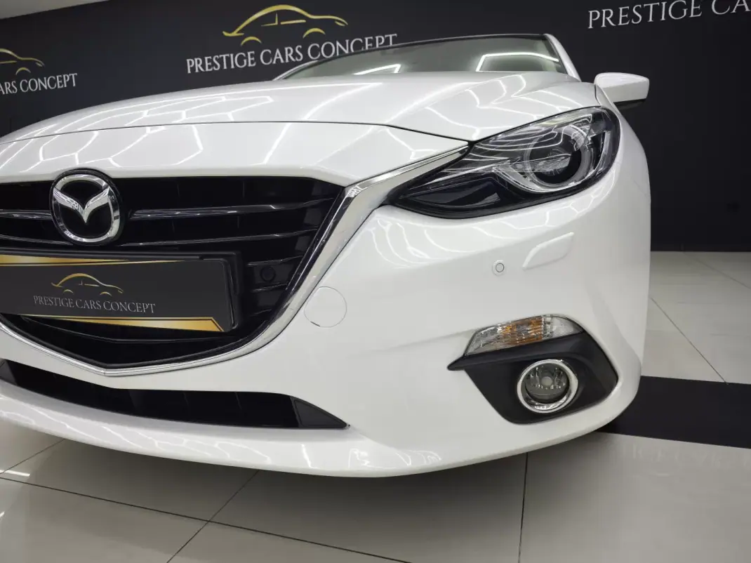 Mazda 3 2016 - 12450 EUR, 207205 km - AUTO.MOTO.pt - 207205km - foto 10 de 40