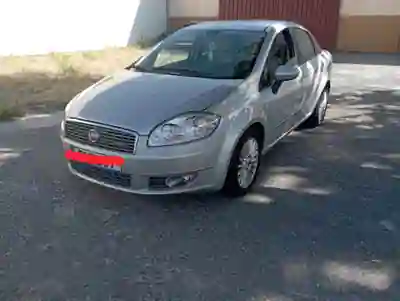 Fiat Linea 2007 - 2900 EUR, 185000 km - AUTO.MOTO.pt - 185000km - foto 1 de 12