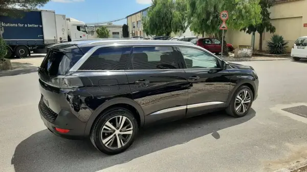 Peugeot 5008 2022 - 24980 EUR, 71410 km - AUTO.MOTO.pt - 71410km - foto 18 de 57