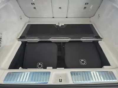 Mercedes-Benz EQE 2025 - 58990 EUR, 8906 km - AUTO.MOTO.pt - 8906km - foto 46 de 46