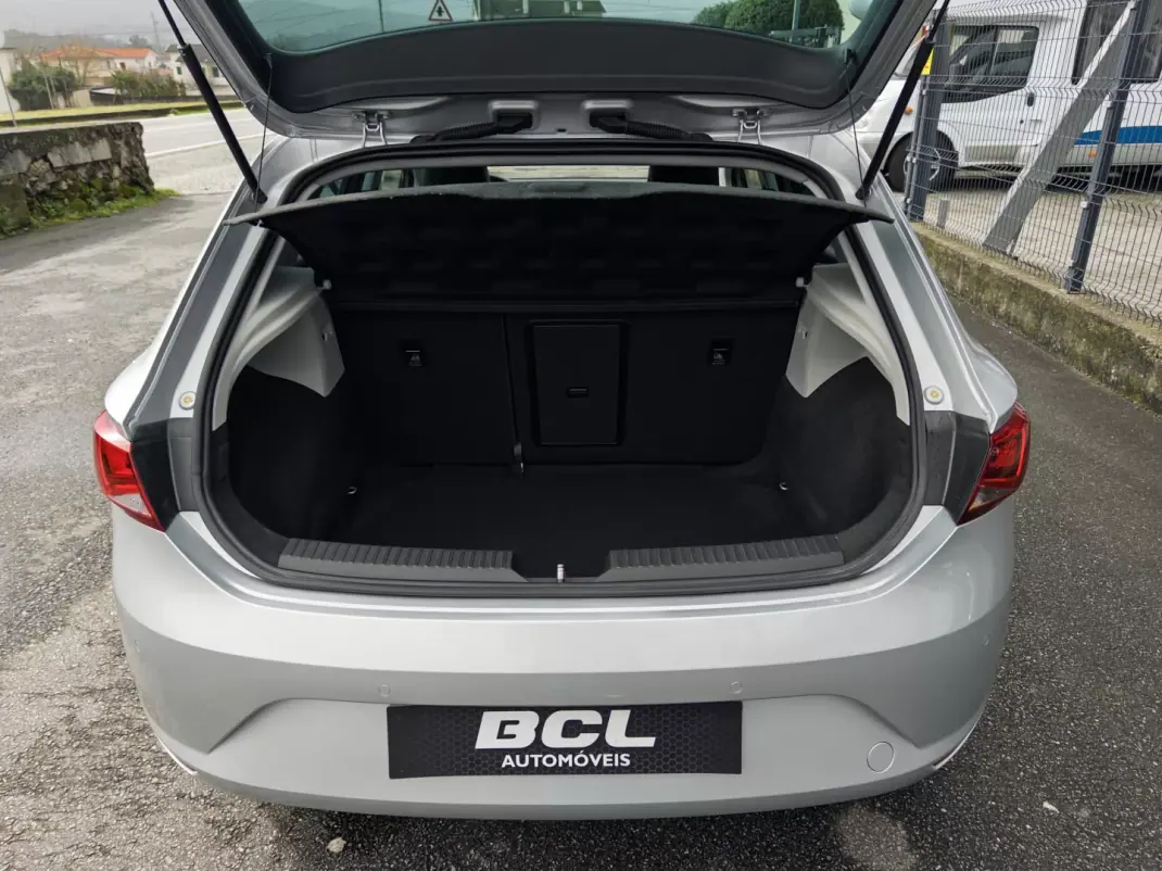 SEAT Leon 2016 - 12990 EUR, 117000 km - AUTO.MOTO.pt - 117000km - foto 25 de 26