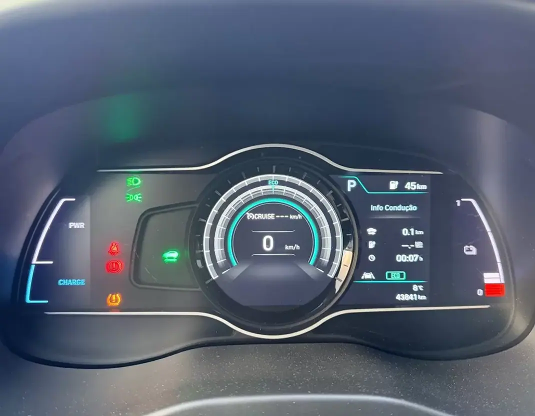 Hyundai Kauai 2021 - 18990 EUR, 44002 km - AUTO.MOTO.pt - 44002km - foto 4 de 19