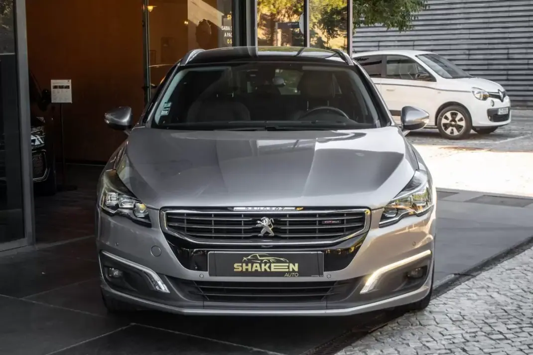 Peugeot 508 SW 2015 - 10790 EUR, 169943 km - 169943km - foto 7 de 41