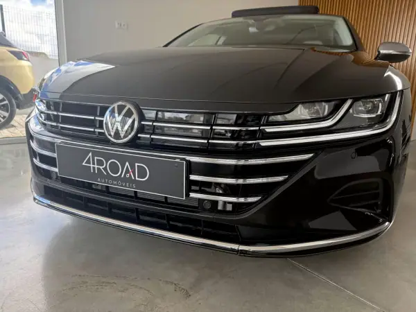 Volkswagen Arteon Shooting Brake 2021 - 23500 EUR, 168600 km - AUTO.MOTO.pt - 168600km - foto 103 de 144
