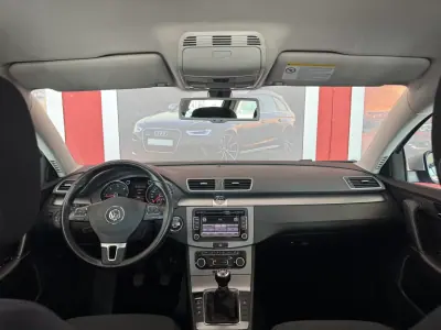 Volkswagen Passat Variant 2011 - 10990 EUR, 112945 km - 112945km - foto 20 de 20