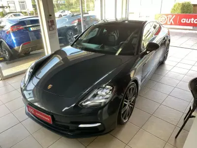 Porsche Panamera 2018 - 60500 EUR, 104962 km - AUTO.MOTO.pt - 104962km - foto 34 de 58