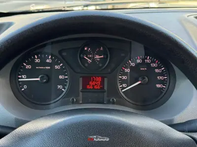 Peugeot Expert 2011 - 10900 EUR, 166000 km - 166000km - foto 15 de 17