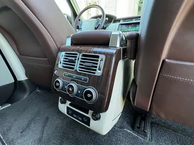 Land Rover Range Rover 2017 - 74480 EUR, 73870 km - AUTO.MOTO.pt - 73870km - foto 30 de 50