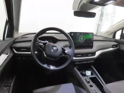 Skoda Enyaq 2021 - 24900 EUR, 97000 km - AUTO.MOTO.pt - 97000km - foto 2 de 7