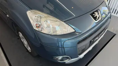Peugeot Partner 2011 - 9990 EUR, 165710 km - 165710km - foto 5 de 21