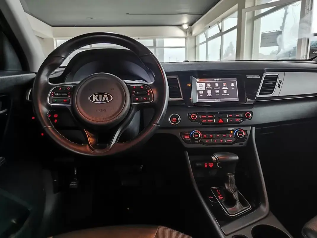 Kia Niro 2019 - 17250 EUR, 51300 km - AUTO.MOTO.pt - 51300km - foto 34 de 34