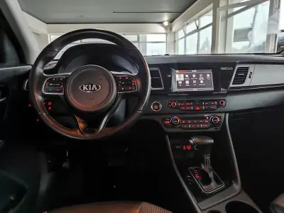 Kia Niro 2019 - 17250 EUR, 51300 km - AUTO.MOTO.pt - 51300km - foto 34 de 34