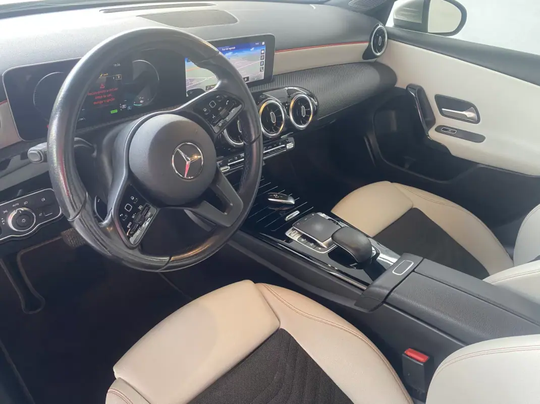 Mercedes-Benz A 250e 2020 - 24990 EUR, 138210 km - AUTO.MOTO.pt - 138210km - foto 6 de 15