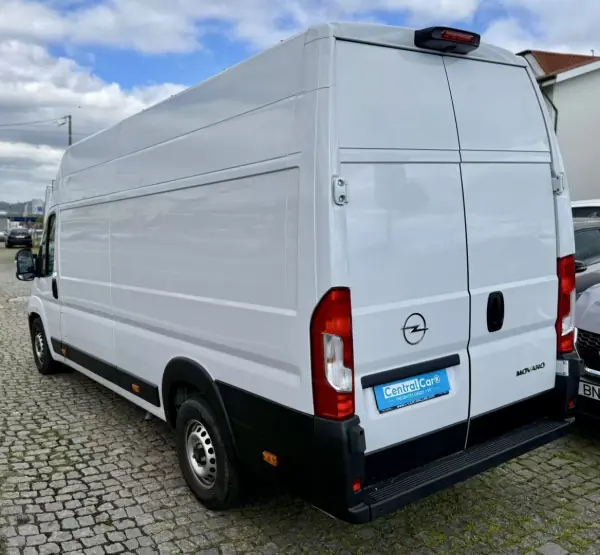 Opel 2024 - 31450 EUR, 59000 km - AUTO.MOTO.pt - 59000km - foto 7 de 20