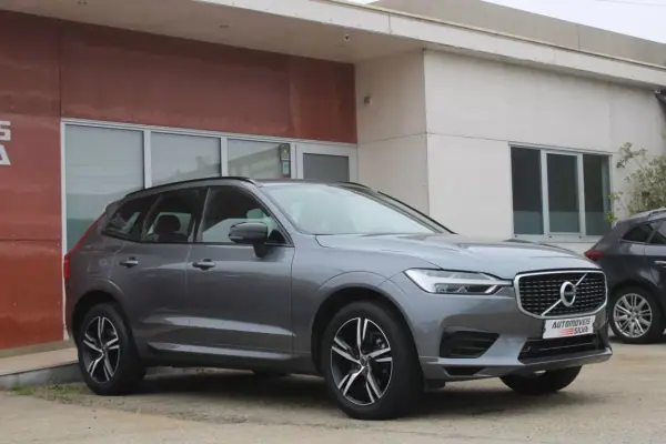 Volvo XC 60 2020 - 33990 EUR, 168000 km - AUTO.MOTO.pt - 168000km - foto 6 de 37