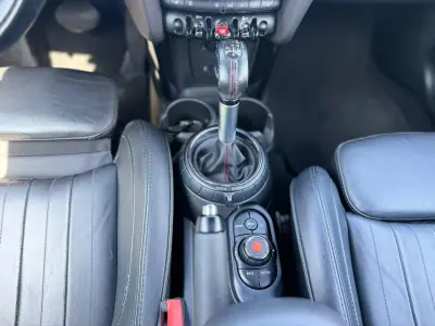 MINI 2016 - 18750 EUR, 162030 km - AUTO.MOTO.pt - 162030km - foto 18 de 25