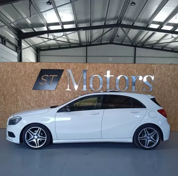 Mercedes-Benz A 180 2015 - 18900 EUR, 111400 km - AUTO.MOTO.pt - 111400km - foto 4 de 22