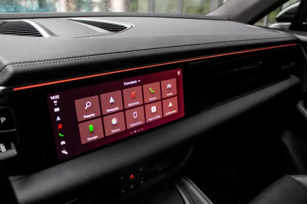 Porsche Macan 2025 - 83990 EUR, 15400 km - AUTO.MOTO.pt - 15400km - foto 29 de 49