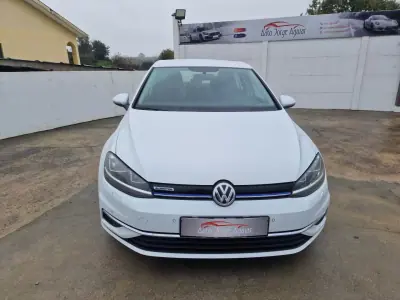 Volkswagen Golf 2019 - 18999 EUR, 139668 km - AUTO.MOTO.pt - 139668km - foto 3 de 30