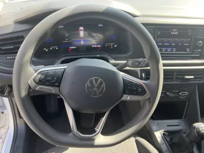 Volkswagen Taigo 2023 - 18900 EUR, 14800 km - AUTO.MOTO.pt - 14800km - foto 8 de 15