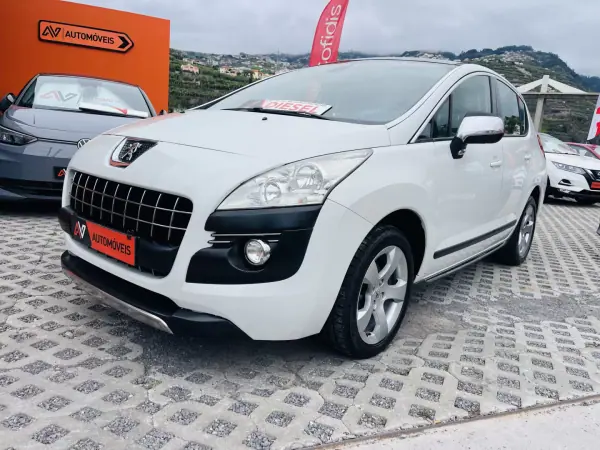 Peugeot 3008 2010 - 9950 EUR, 137547 km - AUTO.MOTO.pt - 137547km - foto 3 de 12