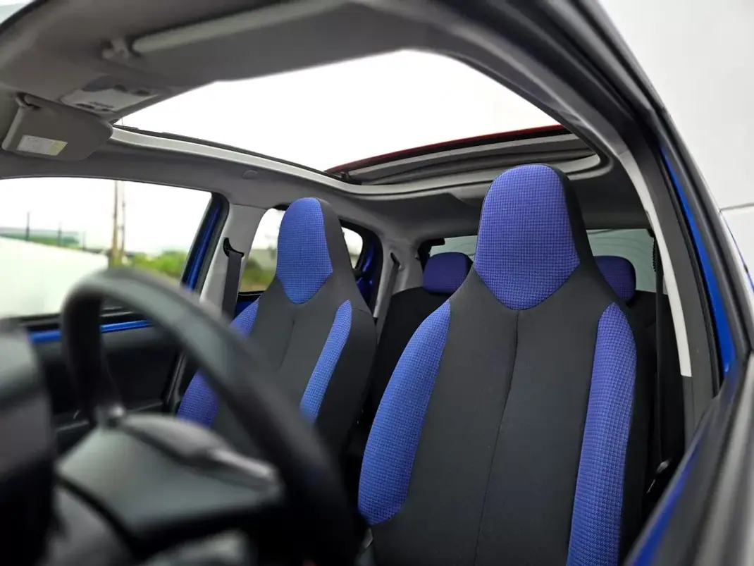 Citroën C1 2018 - 9900 EUR, 84800 km - AUTO.MOTO.pt - 84800km - foto 40 de 40