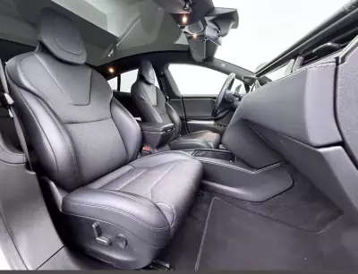 Tesla Model S 2018 - 25900 EUR, 240392 km - AUTO.MOTO.pt - 240392km - foto 12 de 37