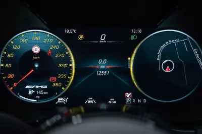 Mercedes-Benz AMG GT 2020 - 279950 EUR, 12000 km - AUTO.MOTO.pt - 12000km - foto 41 de 60