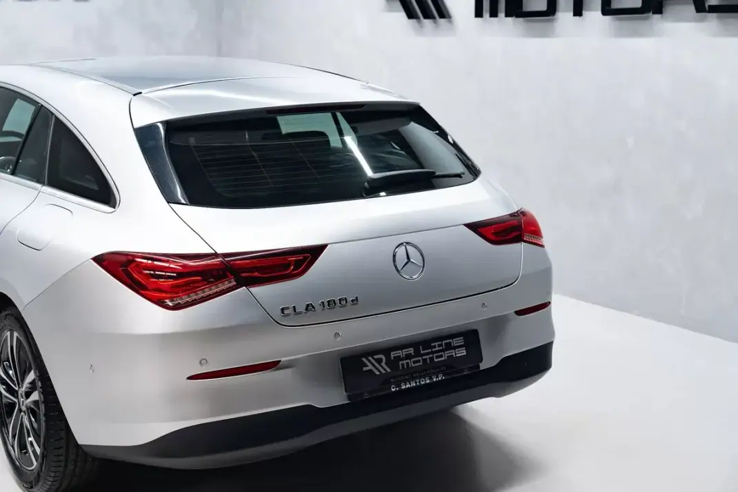 Mercedes-Benz CLA 180 2023 - 29950 EUR, 70000 km - AUTO.MOTO.pt - 70000km - foto 11 de 43