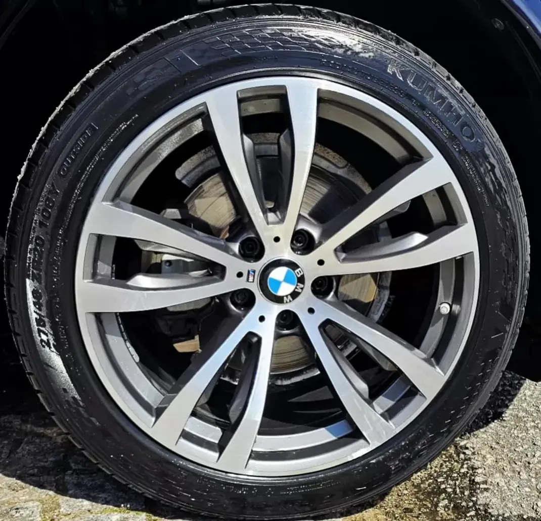 BMW X5 2017 - 35000 EUR, 150000 km - AUTO.MOTO.pt - 150000km - foto 31 de 40