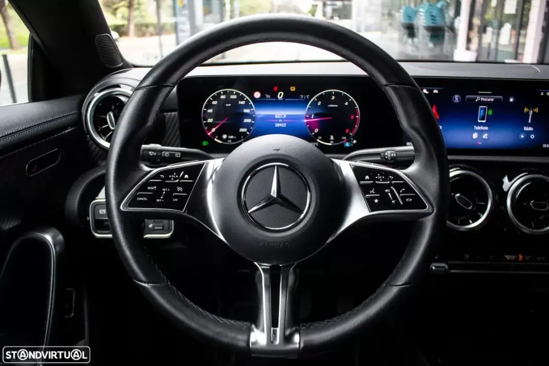 Mercedes-Benz CLA 180 2024 - 33990 EUR, 28922 km - AUTO.MOTO.pt - 28922km - foto 10 de 40