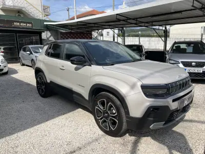 Jeep Avenger 2025 - 24990 EUR, 7270 km - AUTO.MOTO.pt - 7270km - foto 3 de 17