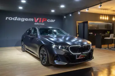 BMW i5 2023 - 79000 EUR, 35700 km - AUTO.MOTO.pt - 35700km - foto 3 de 20
