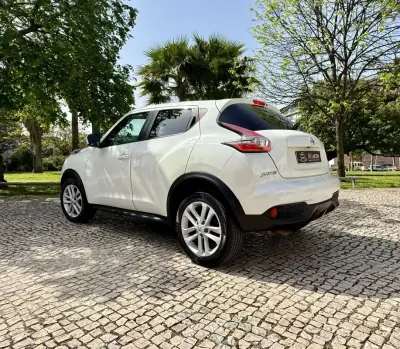 Nissan Juke 2016 - 10890 EUR, 174800 km - AUTO.MOTO.pt - 174800km - foto 16 de 33