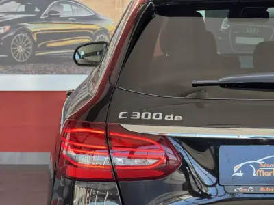 Mercedes-Benz C 300 2019 - 34990 EUR, 79215 km - AUTO.MOTO.pt - 79215km - foto 10 de 21