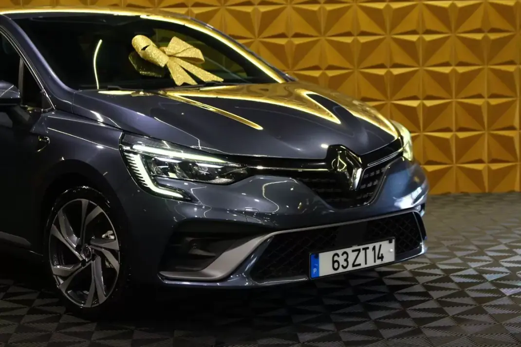 Renault Clio 2020 - 14250 EUR, 150138 km - AUTO.MOTO.pt - 150138km - foto 7 de 28