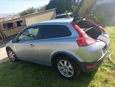 Volvo C30 2007 - 4800 EUR, 316000 km - 316000km - foto 1 de 12